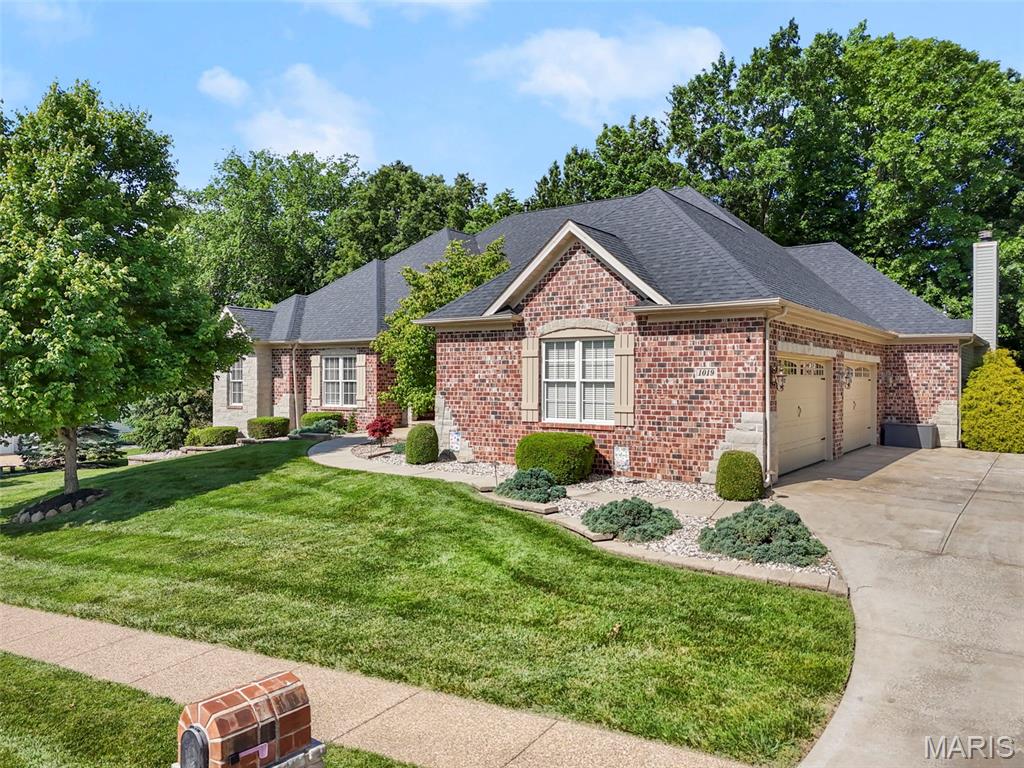 1019 Hawks Landing Drive