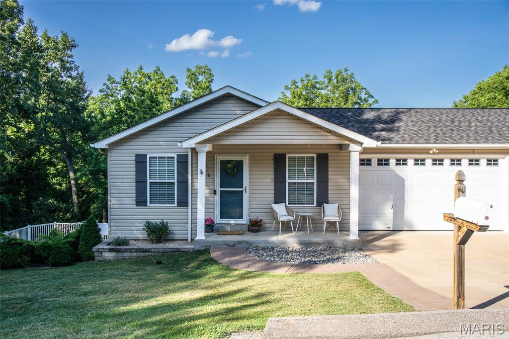2100 Longview Drive