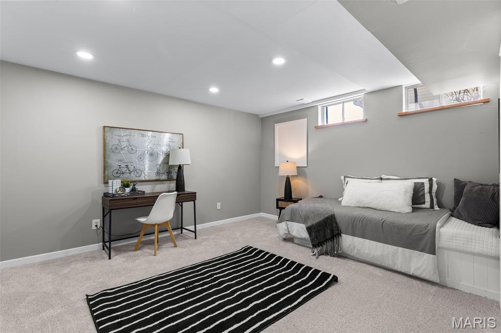 Twin Chimneys - Residential