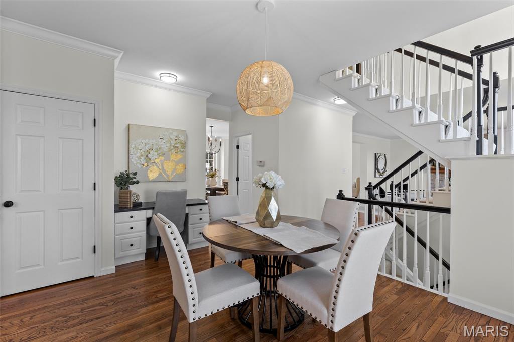 Twin Chimneys - Residential