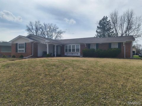 2703 Aberdeen Drive Florissant MO 63033