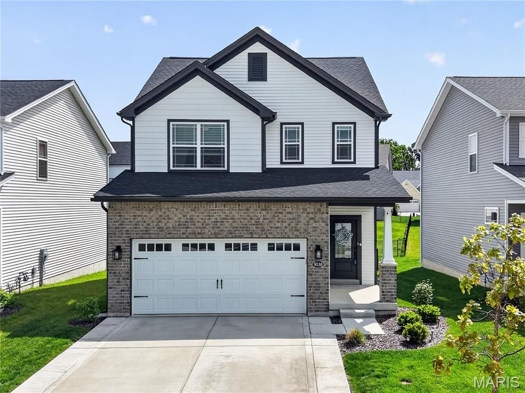 Photo of 9038 Camino Trail, St Charles, MO 63304 (MLS # 26025601)