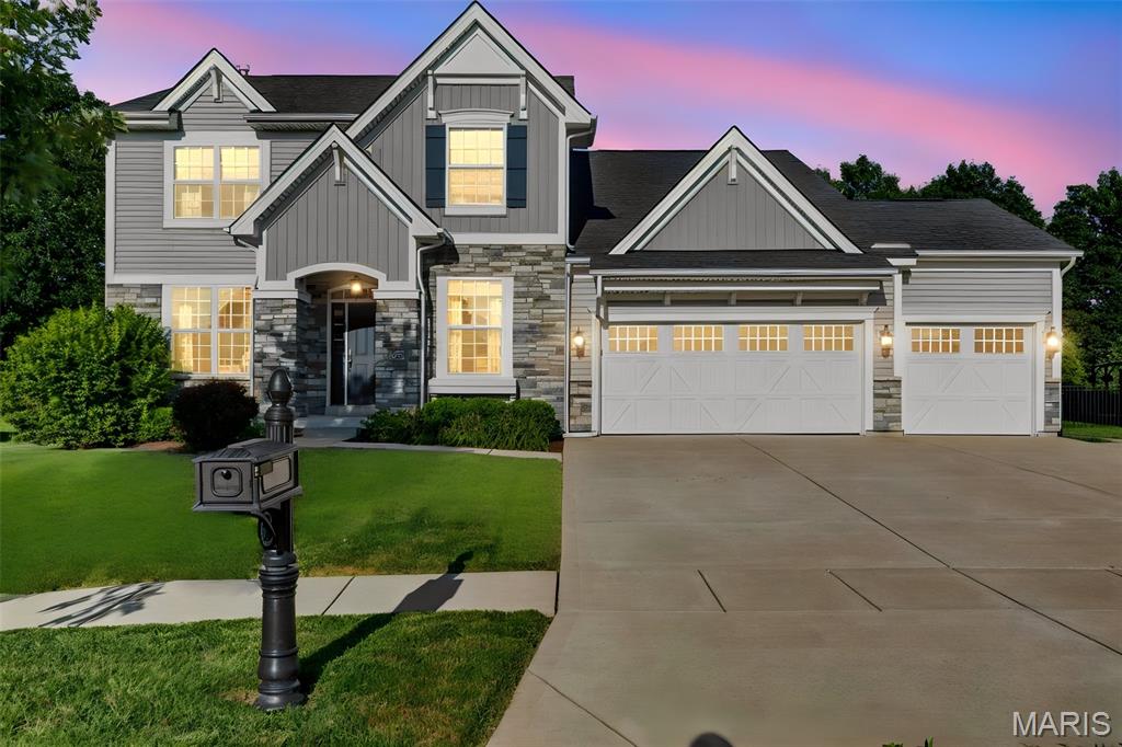 222 Grayleaf Court