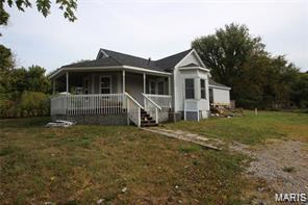 Photo of 316 N Oak St, Irondale, MO 63648 (MLS # 25079894)