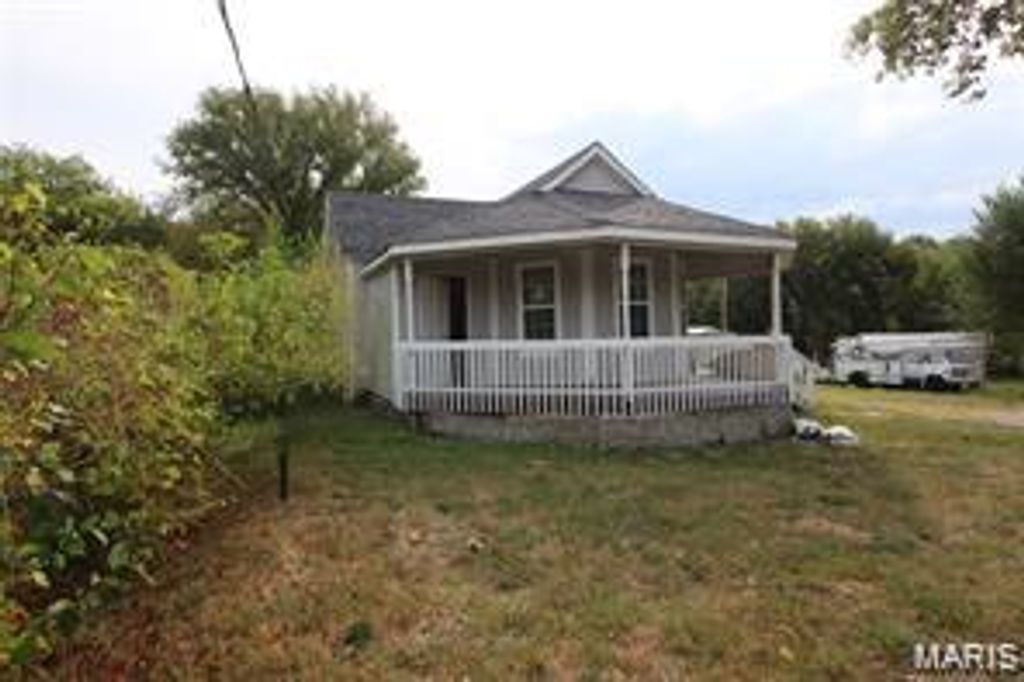 Photo of 316 N Oak St, Irondale, MO 63648 (MLS # 25079894)