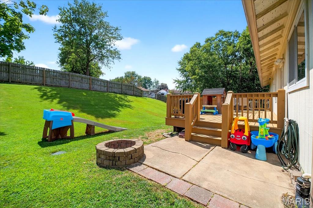 St Peters, Missouri 63376, United States, 3 Bedrooms Bedrooms, ,2 BathroomsBathrooms,Residential,Pending,203895