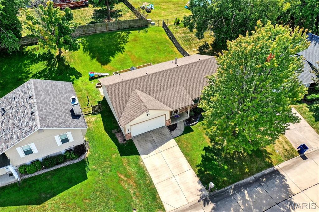 St Peters, Missouri 63376, United States, 3 Bedrooms Bedrooms, ,2 BathroomsBathrooms,Residential,Pending,203895