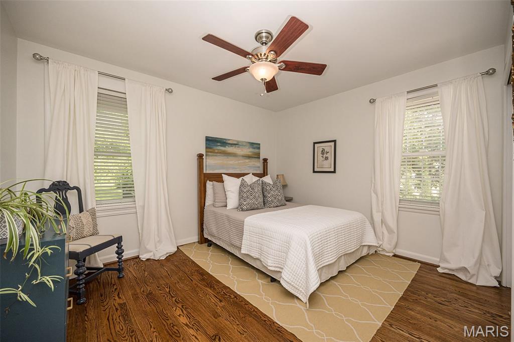 Kingston Manor - Residential