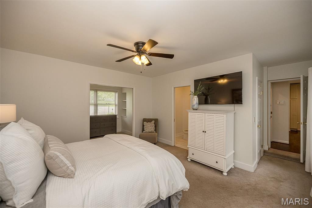 Kingston Manor - Residential