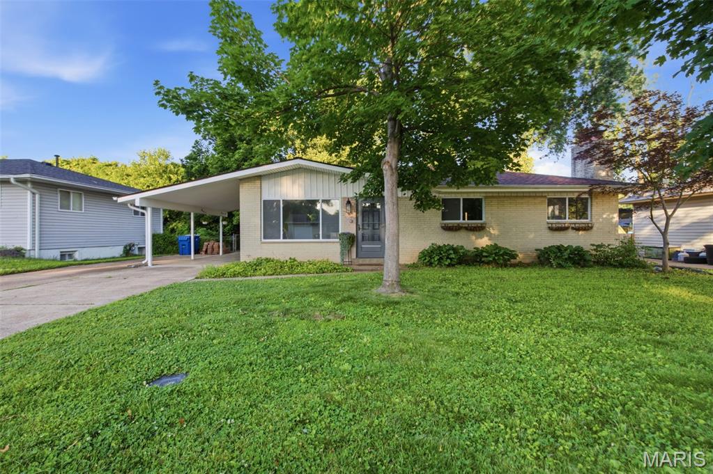 2720 Lakeport Drive