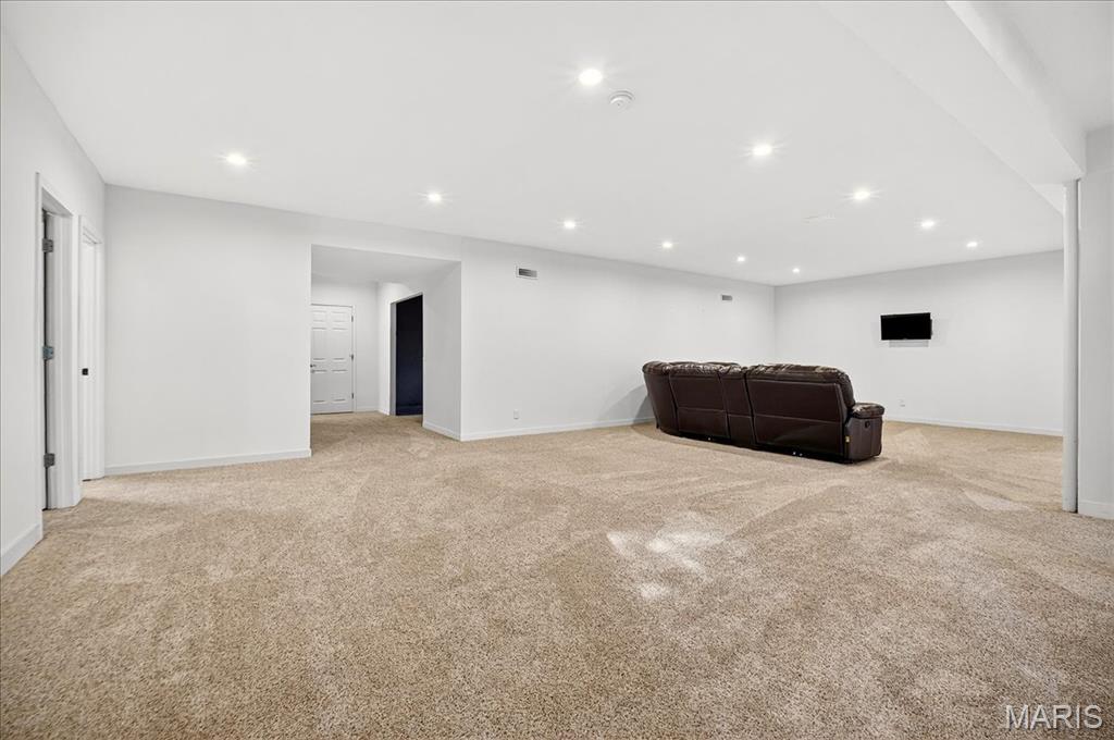 Peine Lake Estate #1 - Residential