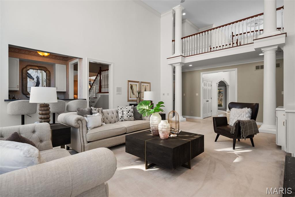 Manderleigh Of Town & Country One - Residential