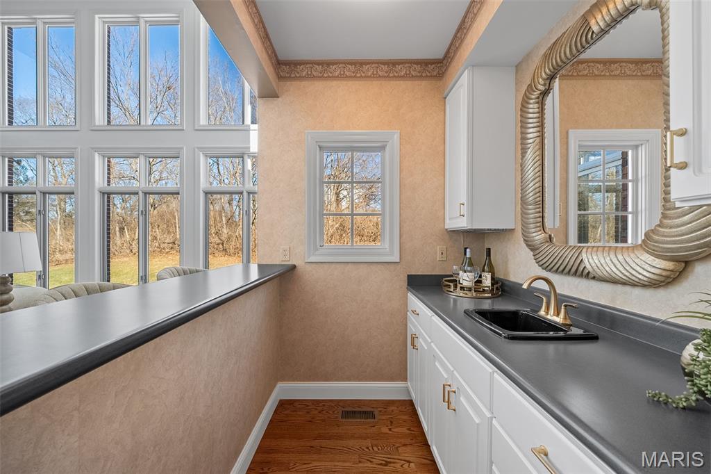 Manderleigh Of Town & Country One - Residential