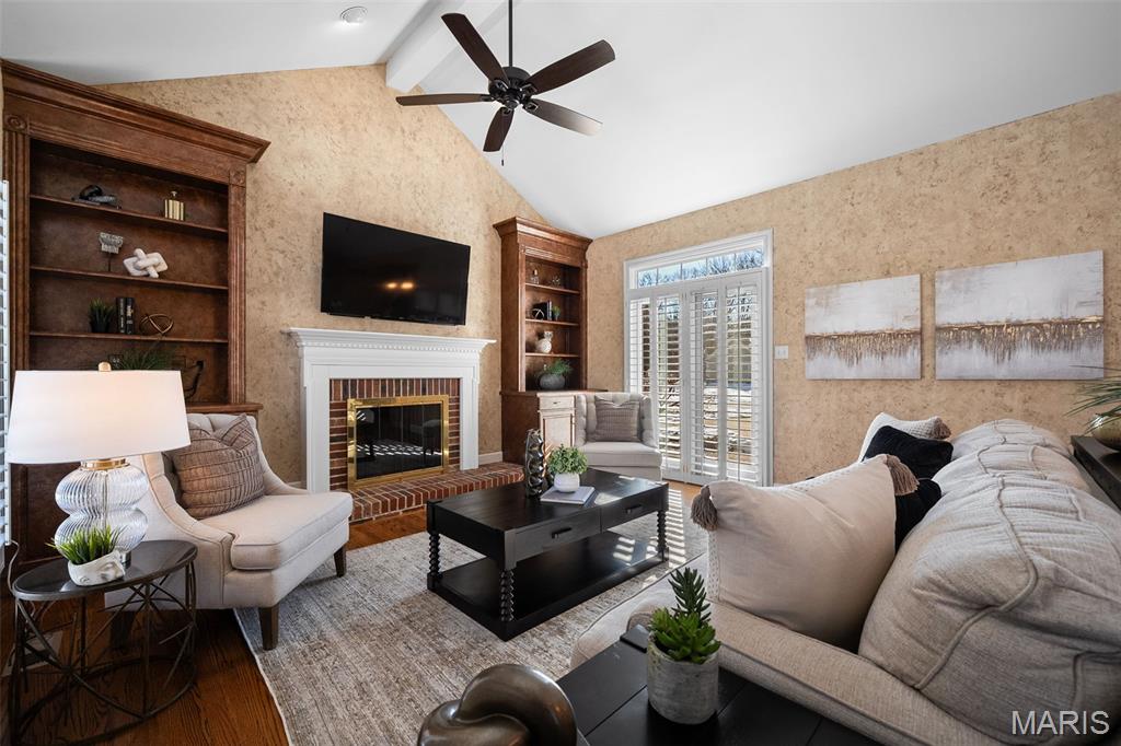 Manderleigh Of Town & Country One - Residential