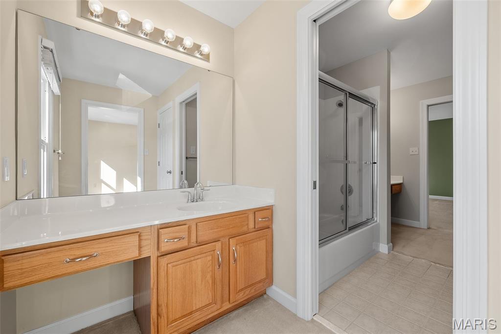 Manderleigh Of Town & Country One - Residential