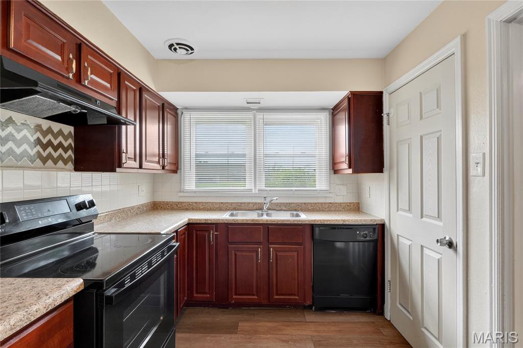 Adele Terrace - Residential