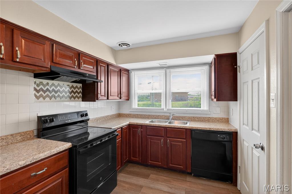 Adele Terrace - Residential