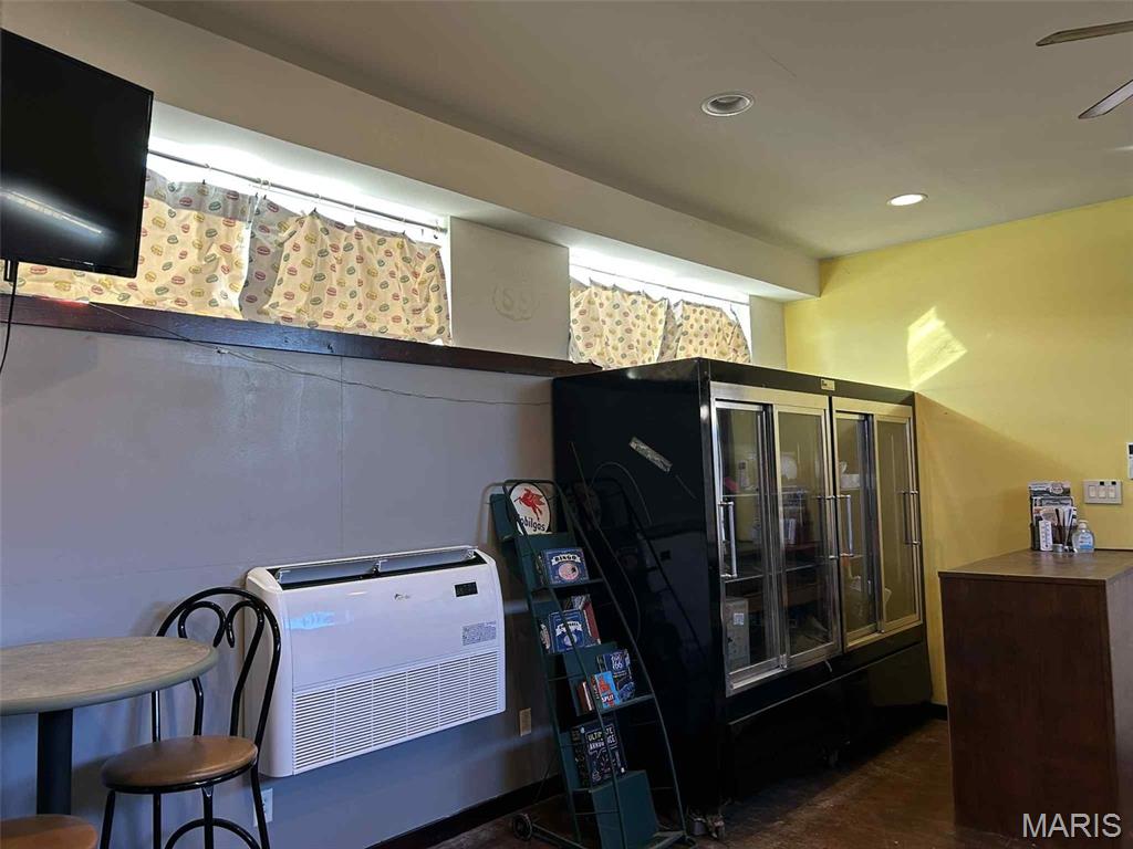 N/A - Commercial Sale