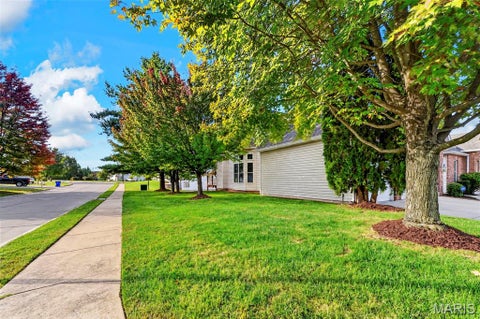 Tiny photo for 600 Sterling Terrace Drive, St Charles, MO 63301 (MLS # 26067541)