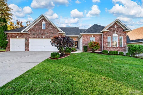 Tiny photo for 600 Sterling Terrace Drive, St Charles, MO 63301 (MLS # 26067541)