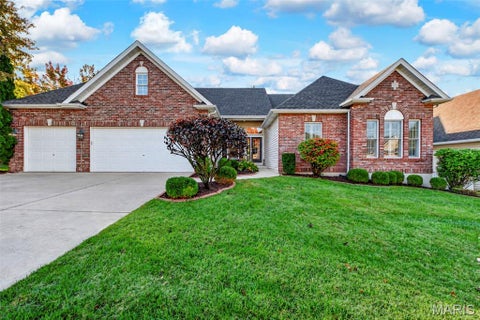 Photo of 600 Sterling Terrace Drive, St Charles, MO 63301 (MLS # 26067541)