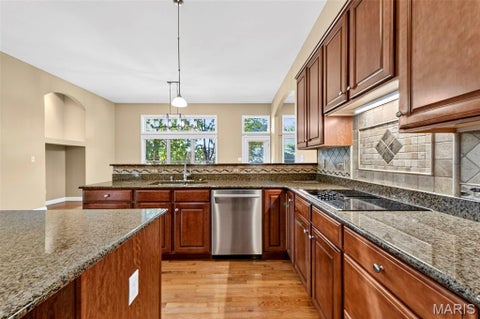 Tiny photo for 600 Sterling Terrace Drive, St Charles, MO 63301 (MLS # 26067541)