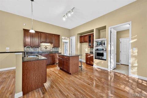 Tiny photo for 600 Sterling Terrace Drive, St Charles, MO 63301 (MLS # 26067541)