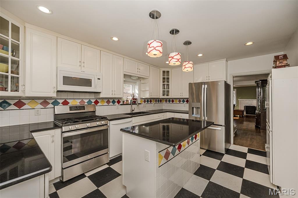 Hill Top View 5 - Residential