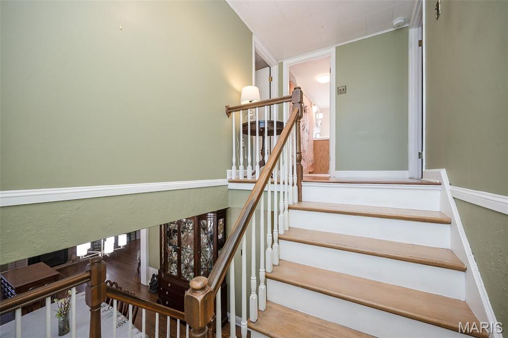 Hill Top View 5 - Residential