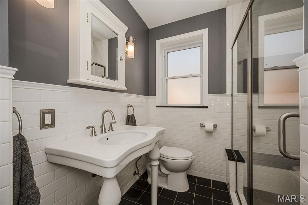 Hill Top View 5 - Residential