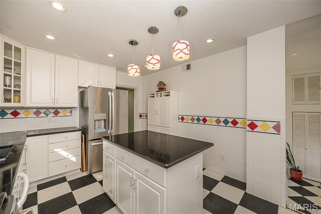 Hill Top View 5 - Residential