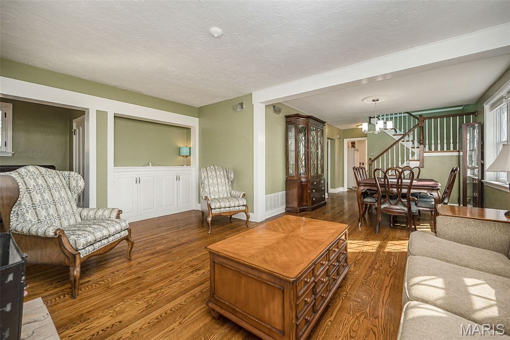 Hill Top View 5 - Residential