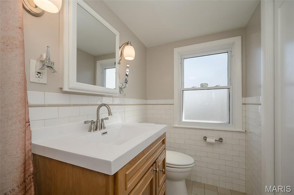 Hill Top View 5 - Residential