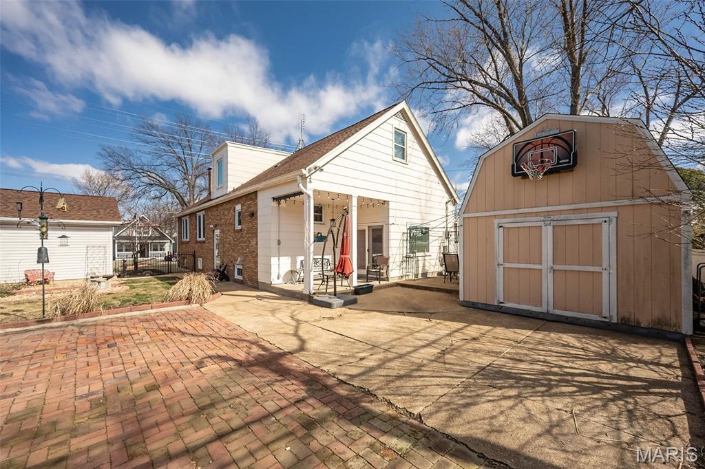 Hill Top View 5 - Residential