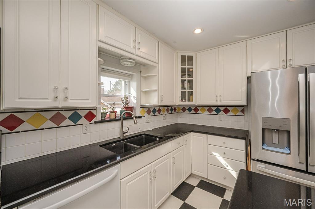 Hill Top View 5 - Residential