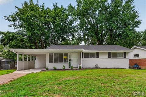 Tiny photo for 2248 Kerwin Drive, St Louis, MO 63136 (MLS # 26059998)