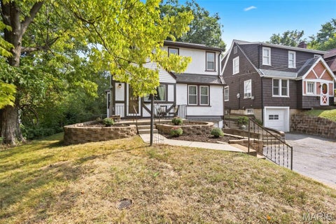Tiny photo for 582 N Laclede Station Road, Webster Groves, MO 63119 (MLS # 26061930)