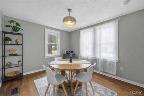 Tiny photo for 582 N Laclede Station Road, Webster Groves, MO 63119 (MLS # 26061930)