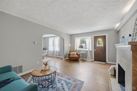 Tiny photo for 582 N Laclede Station Road, Webster Groves, MO 63119 (MLS # 26061930)