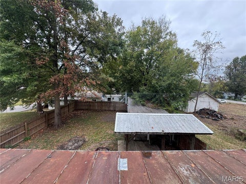 Tiny photo for 305 W Walnut Street, Winfield, MO 63389 (MLS # 26065808)