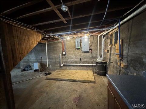 Tiny photo for 305 W Walnut Street, Winfield, MO 63389 (MLS # 26065808)