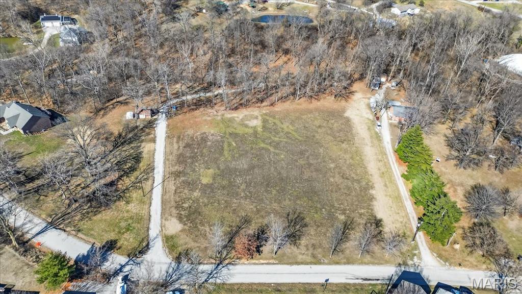 XXX Centerville Road