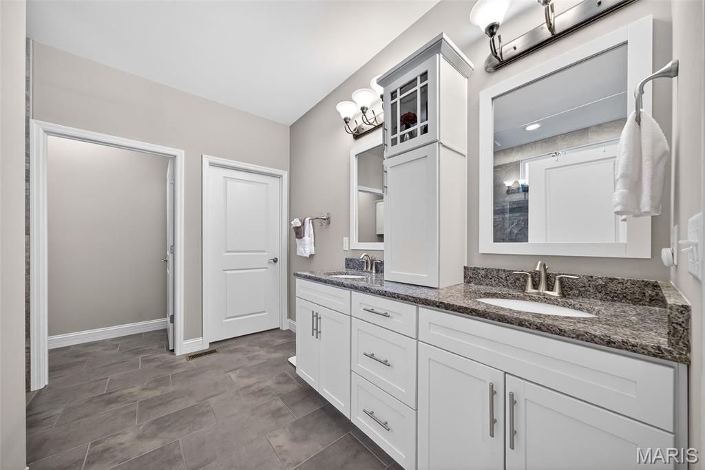 Heritage of Hawk Ridge - Residential