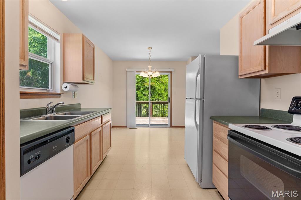Ests At Peine Forest - Residential