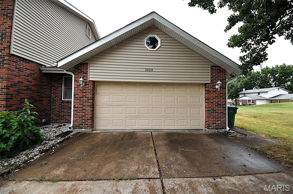 3604 Viembra Drive