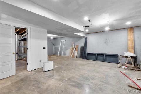 Tiny photo for 1736 Northwoods Court, Cape Girardeau, MO 63701 (MLS # 26068925)