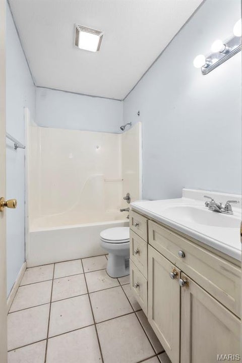 Tiny photo for 1736 Northwoods Court, Cape Girardeau, MO 63701 (MLS # 26068925)