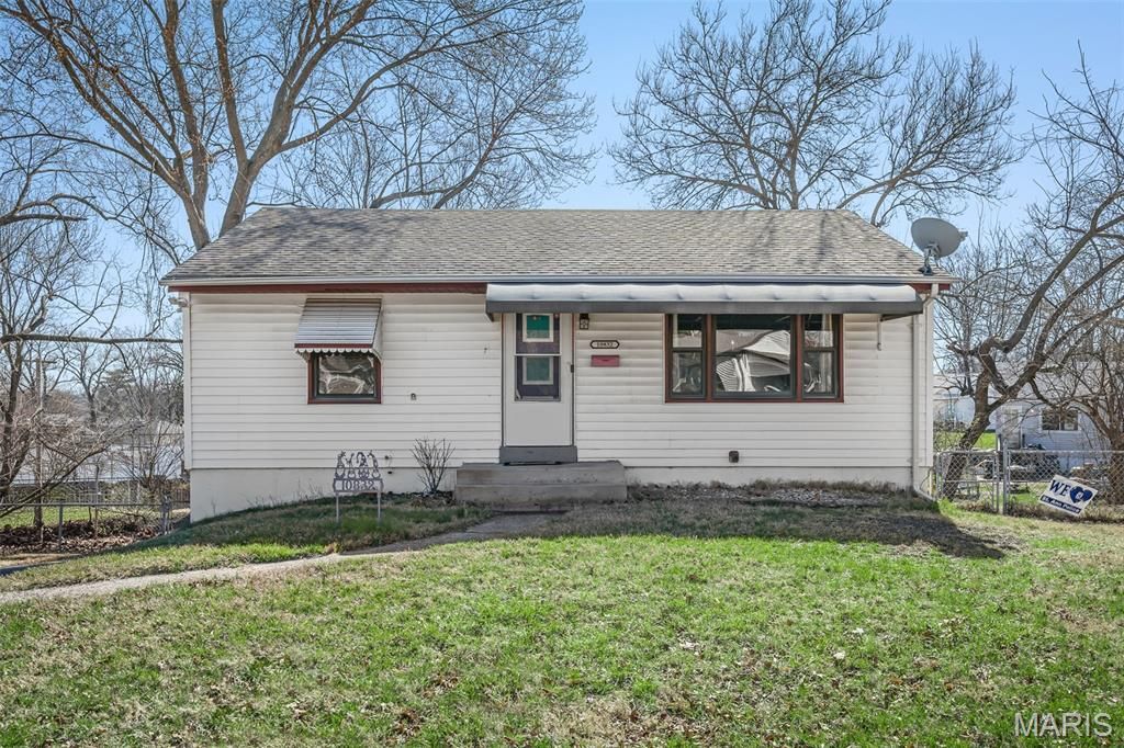 Photo of 10832 Saint Henry Court, St Ann, MO 63074 (MLS # 26012475)