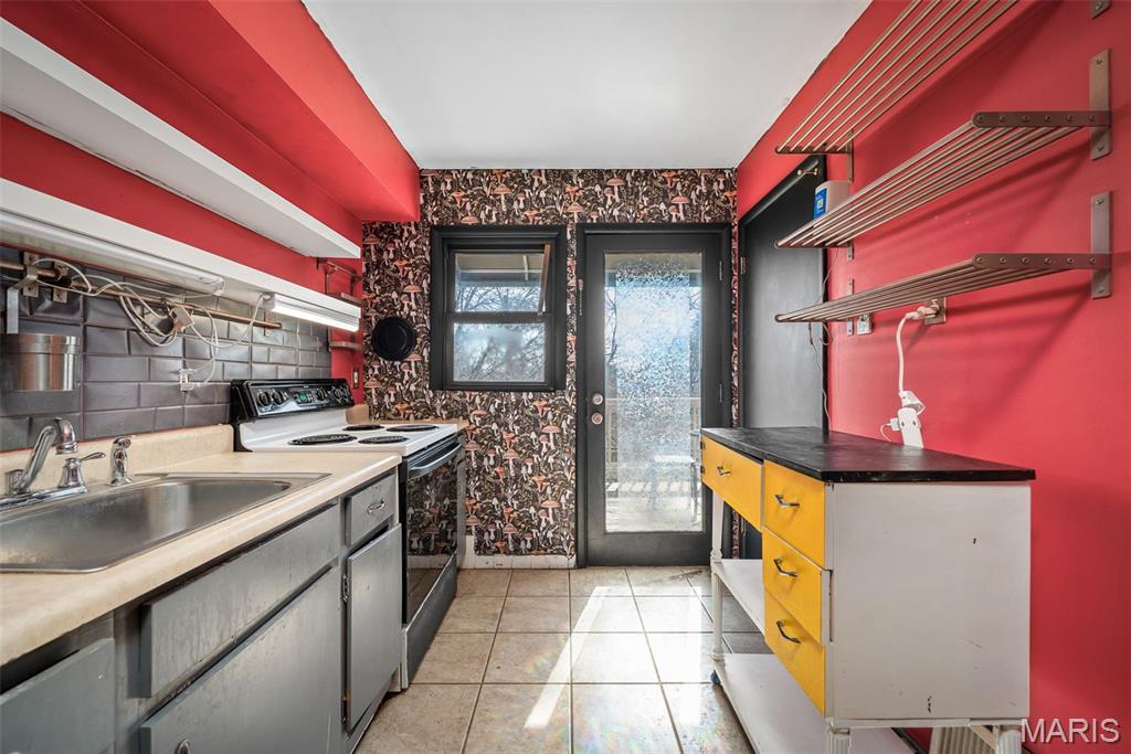 Halloway Hills - Residential