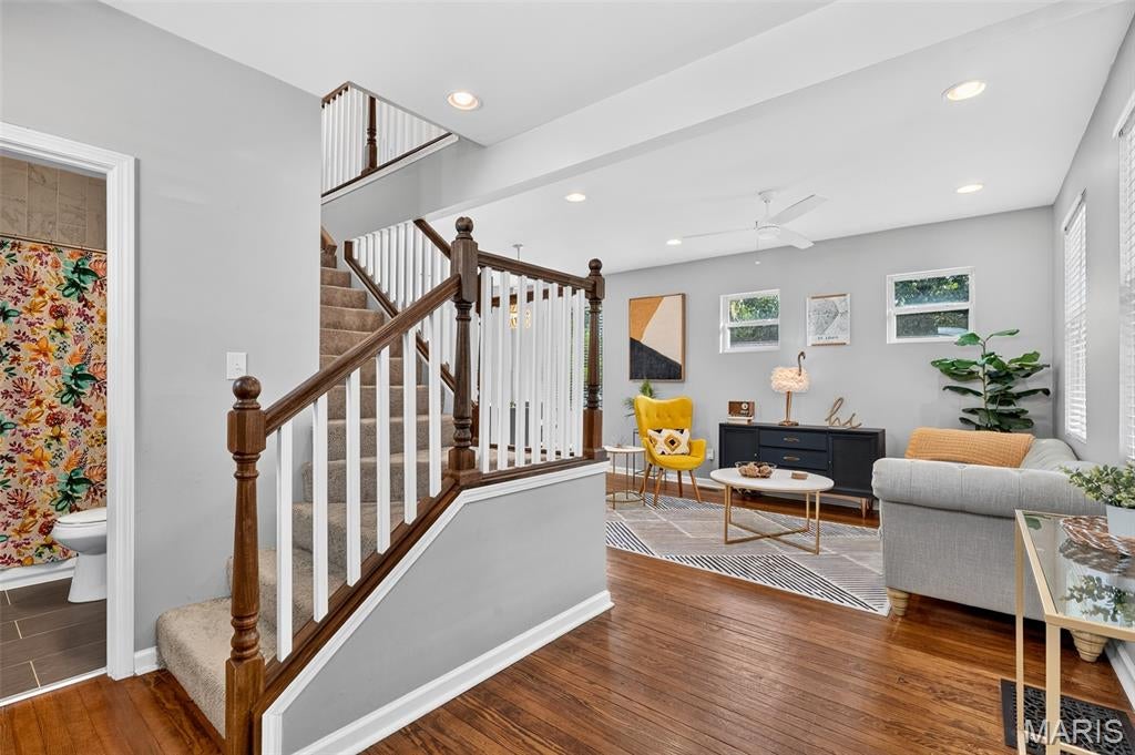 3206 Byron Place